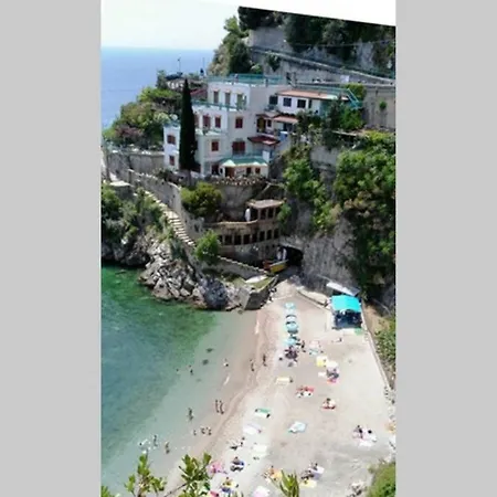 펜션 Casa Di Nicola_ Casetta Gialla *