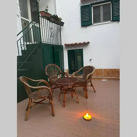 Casa Di Nicola_ Casetta Gialla * 세타라