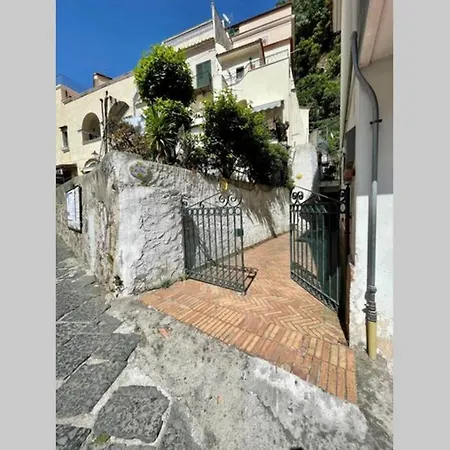 Casa Di Nicola_ Casetta Gialla *