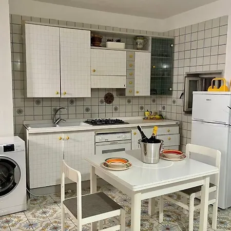 펜션 Casa Di Nicola_ Casetta Gialla *